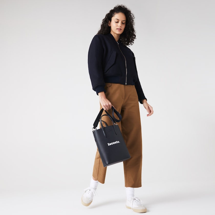 Bolsas Tote Pretas Feminino Lacoste Chantaco Branded Leather Vertical VD5-91539E6