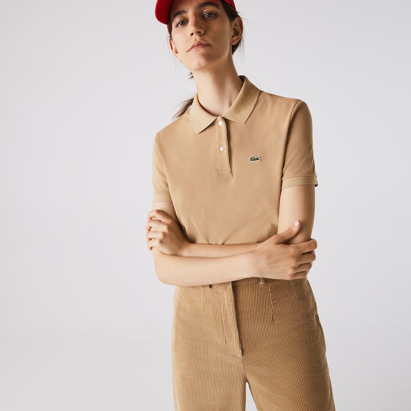Camisa Polo Bege Feminino Lacoste Classic Fit Soft Cotton Petit Piqué LC4-70757V5
