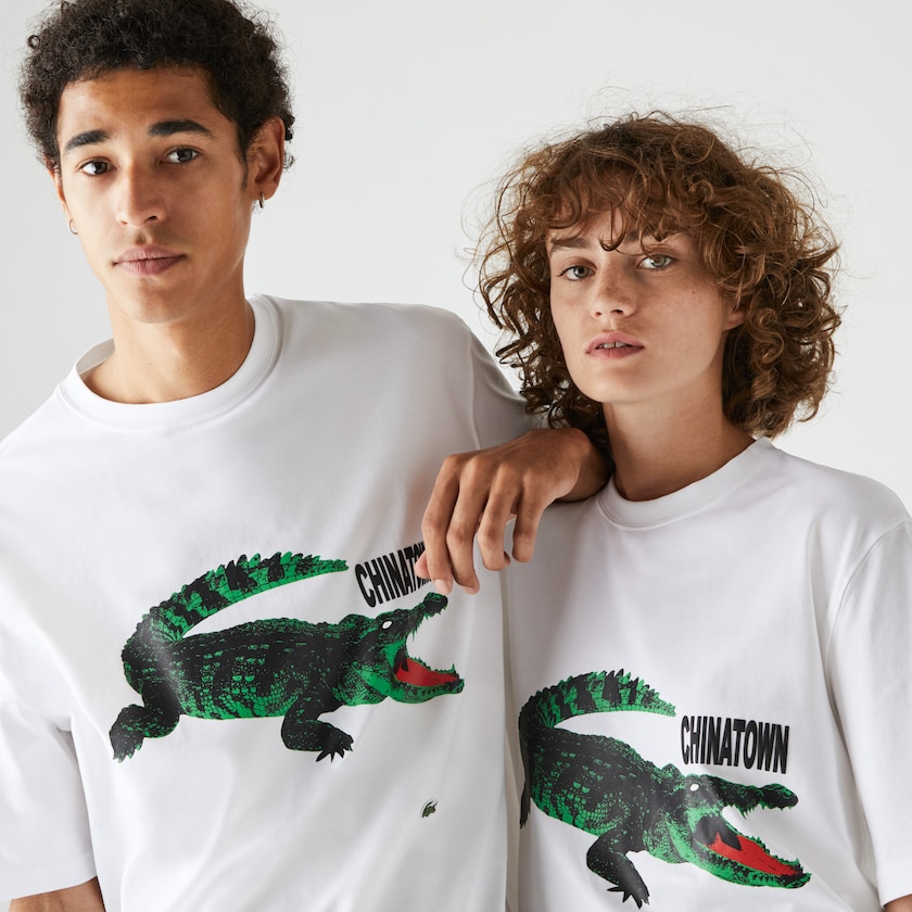 Camiseta Branco Feminino Lacoste LIVE Chinatown Market Collaboration Cotton YB0-18681Q1
