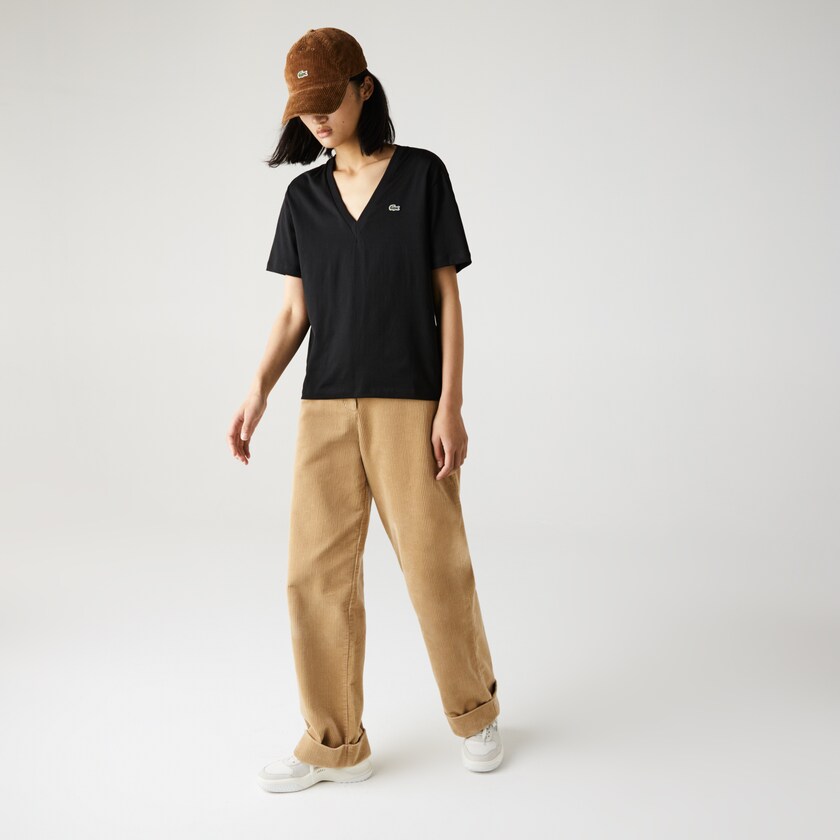 Camiseta Pretas Feminino Lacoste V-Neck Premium Cotton LL6-28982X0