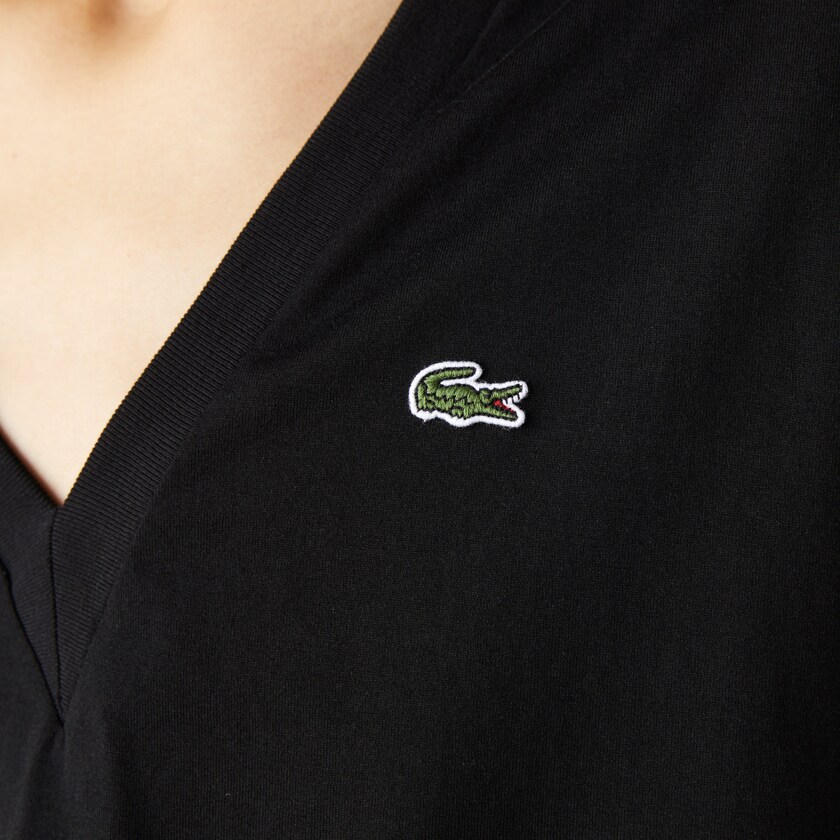 Camiseta Pretas Feminino Lacoste V-Neck Premium Cotton LL6-28982X0
