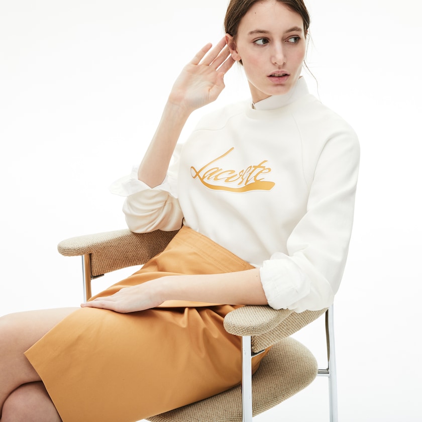 Moletons Branco Luz Marrom Feminino Lacoste Signature Print Crew Neck LV5-75347U0