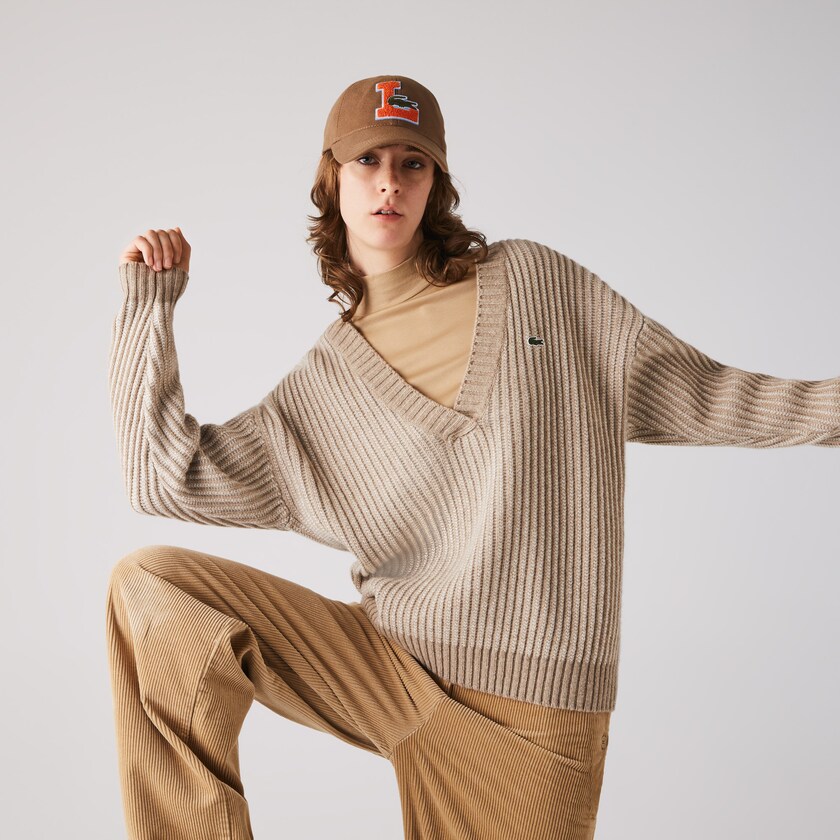 Suéteres Bege Feminino Lacoste Two-Tone Low V-Neck Ribbed Wool MG8-42364G7