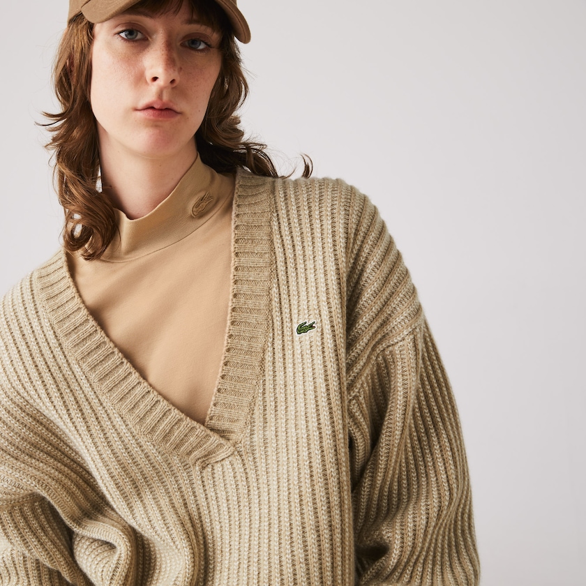 Suéteres Bege Feminino Lacoste Two-Tone Low V-Neck Ribbed Wool MG8-42364G7